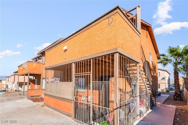 Photo - 6982 Hopkins Dr