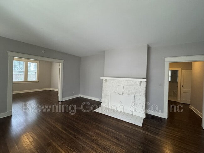 Photo - 1806 15th Ave S