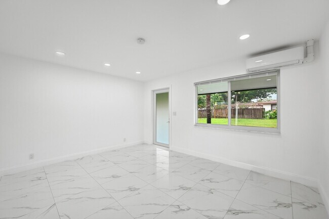 Photo - 2308 NW 3rd Ave