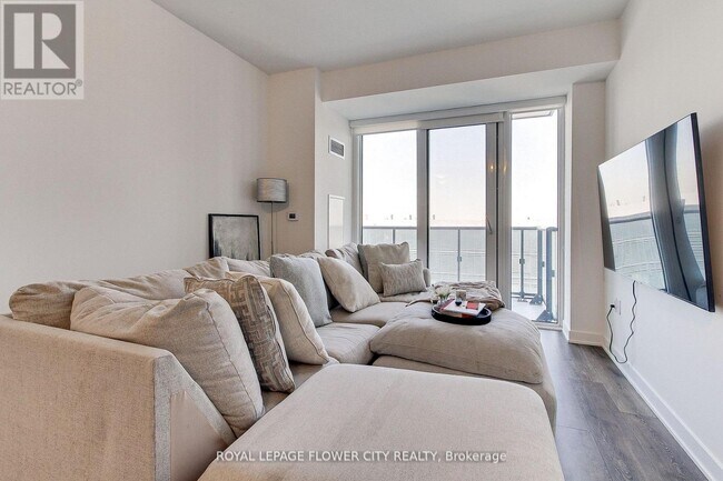 Photo - 95 Oneida Crescent Unit 2305