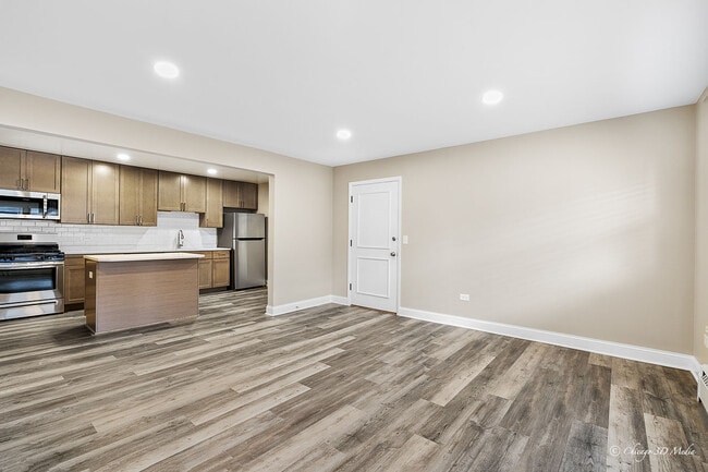 7538 Lawrence