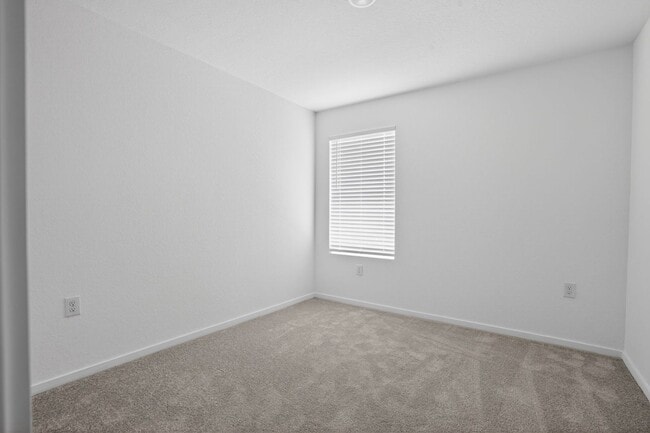 Photo - Private Bedroom for Rent – 5 Minutes from Texas A&M–San Antonio!