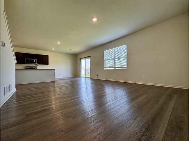 13520 Carmel Blvd