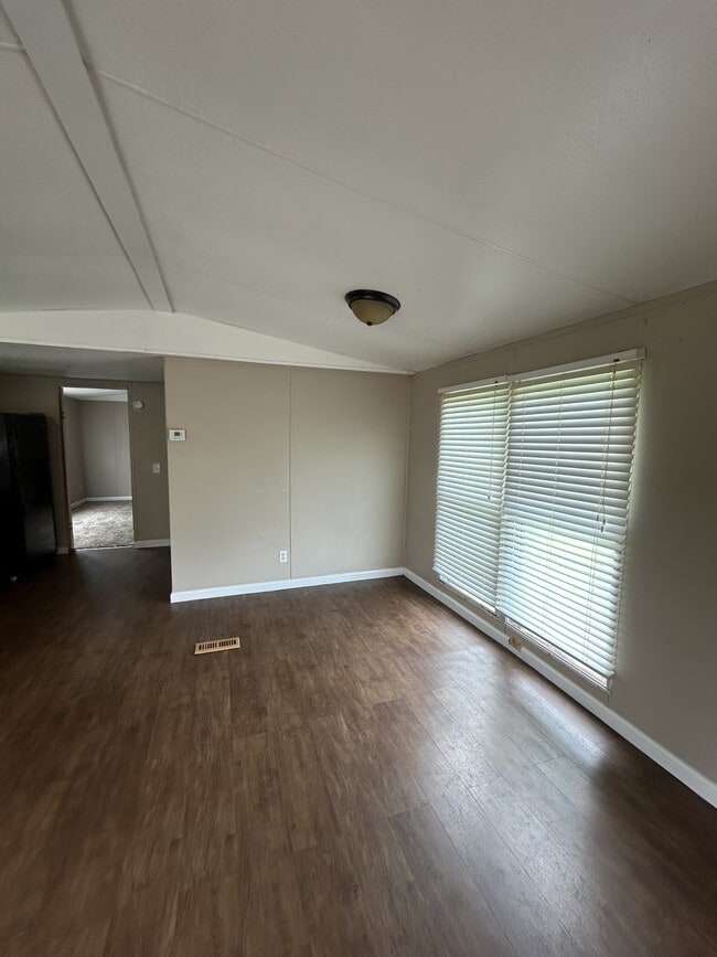 Photo - 313 Belew St