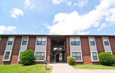 Crown Pointe/Wolfe Run Apartments - Crown Pointe/Wolfe Run Apartments