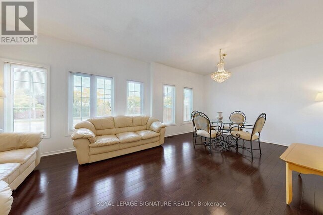 Photo - 6509 Valiant Heights