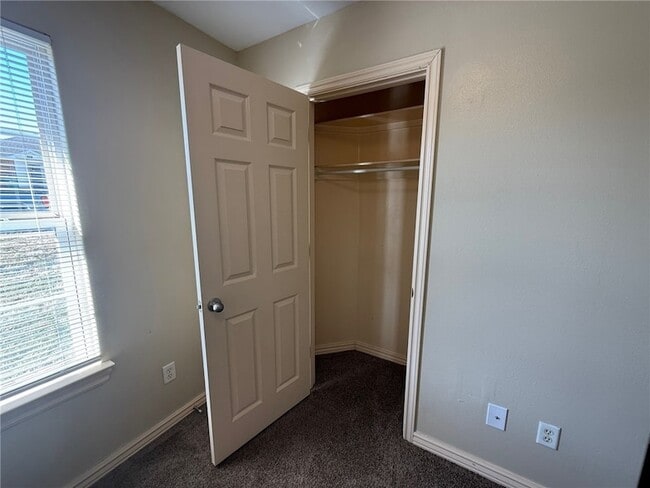 Photo - 245 Graystone Cir