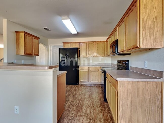 Photo - 700 Liberty Ln