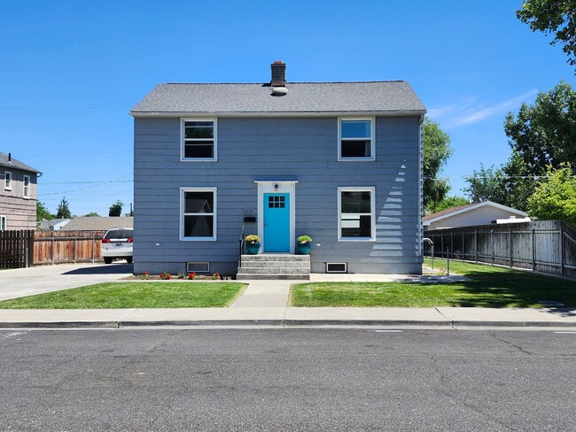 Photo - 1014 Perkins Ave House