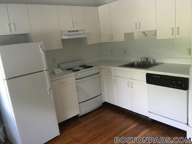 Photo - 1539 Beacon St Unidad 11