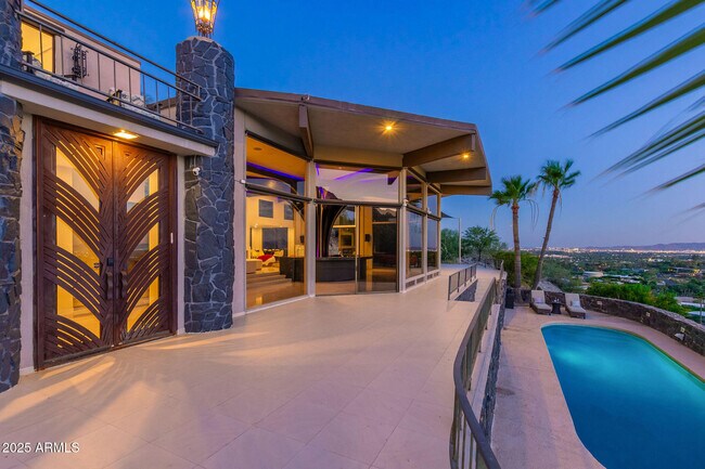 Photo - 4002 E Lamar Rd