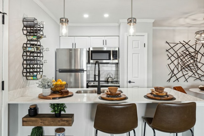 Building Photo - The Ace Apartments