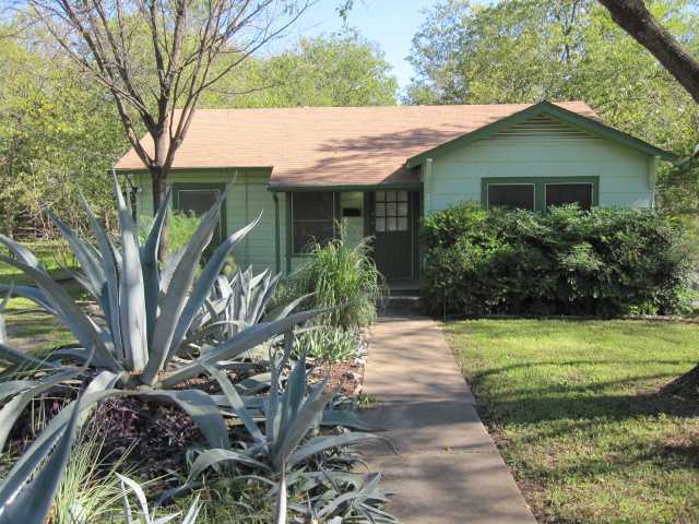 Building Photo - UT PRE LEASE: 3 bed/1 bath Charming Hyde Park House, Mins to UT and DT