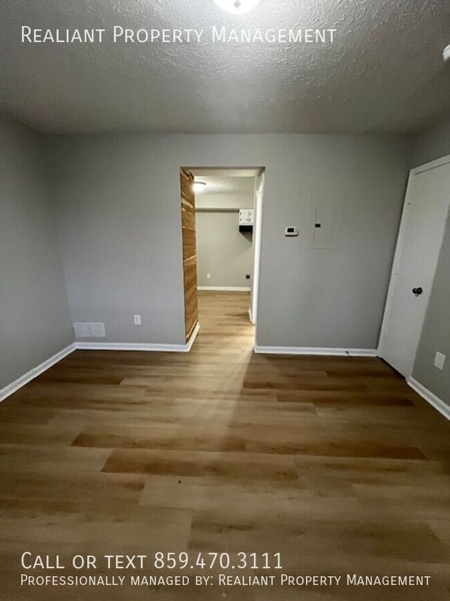 Photo - 31 Hurley St Unit 14