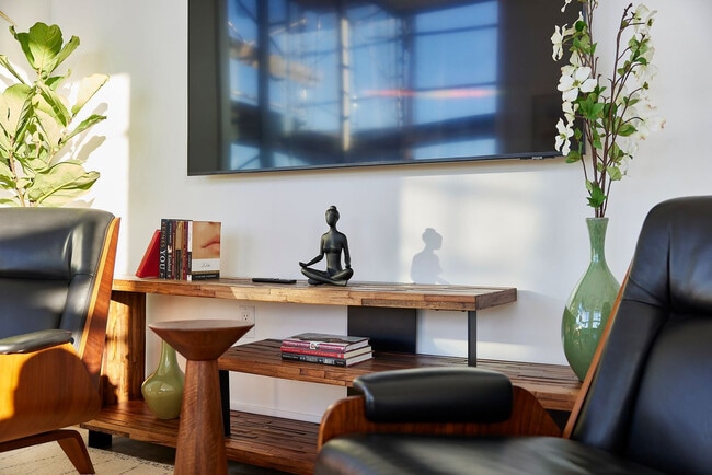 Photo - 57 Newark St. Unit FL3-ID1041924P