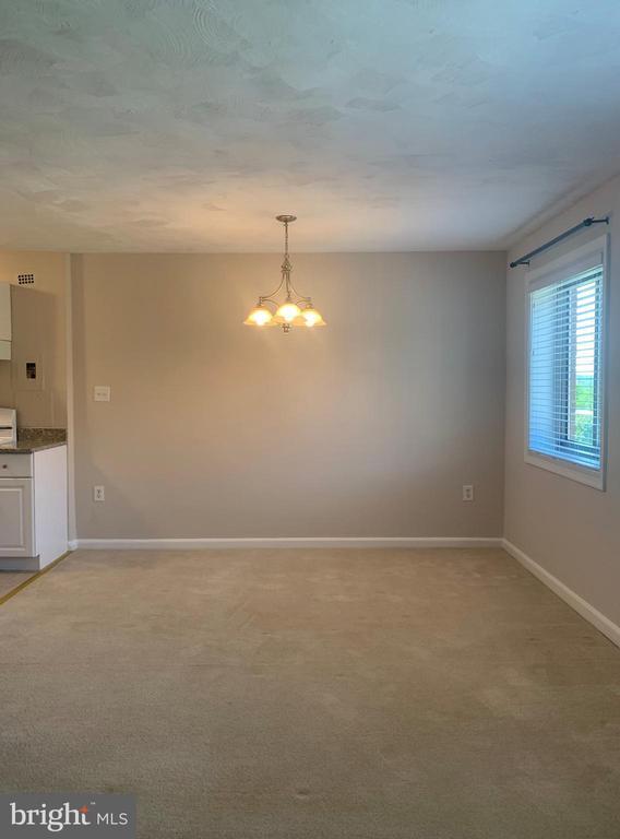 Photo - 1200 S Arlington Ridge Rd Apartment Unit 605