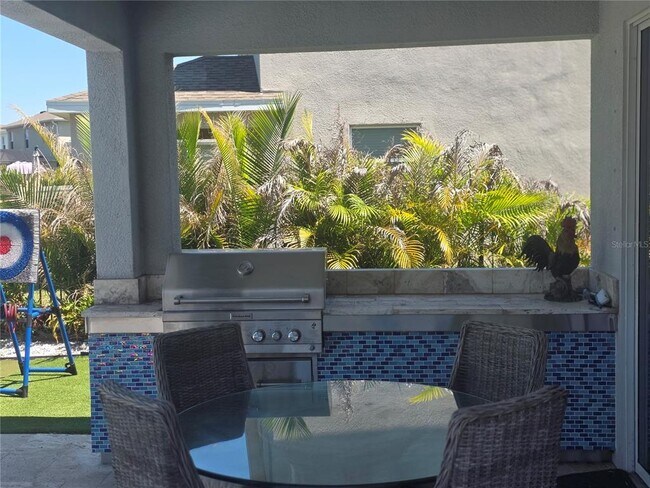 Photo - 16457 Woodside Gln