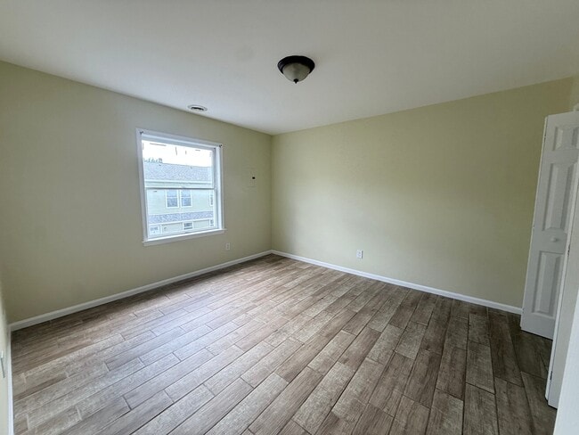 Photo - 246 N Courtland St