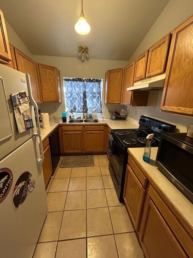 Photo - Geneseo Duplex Unit 815