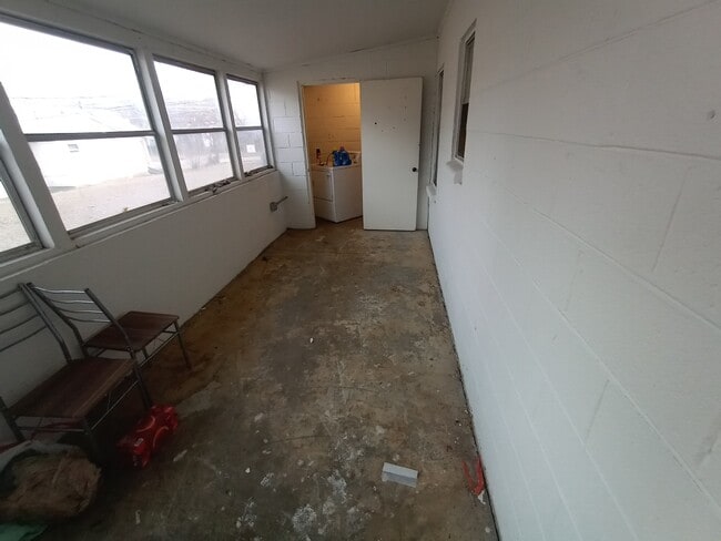 Photo - 405 N Wilson Ave