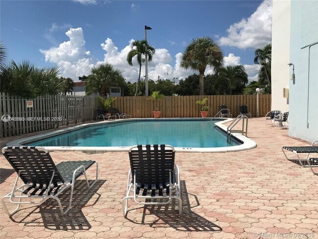 Photo - 13155 Ixora Ct Unit 810