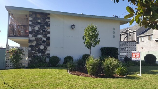 Photo - 909 S 2nd St Unidad A