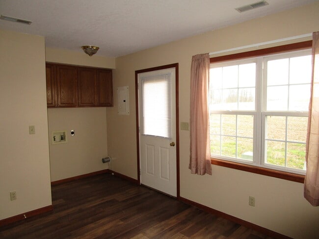 Photo - 3 Bedroom Duplex in Albion!!!