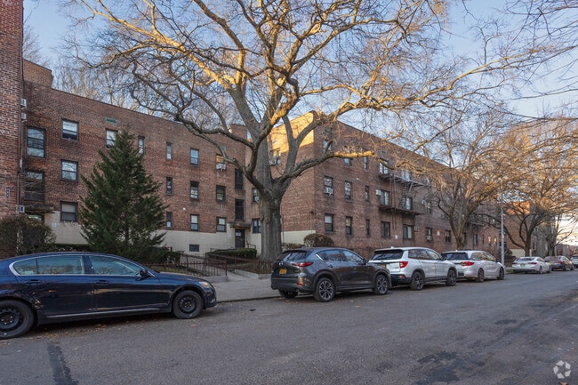 Photo - Bayview Owners Corp.