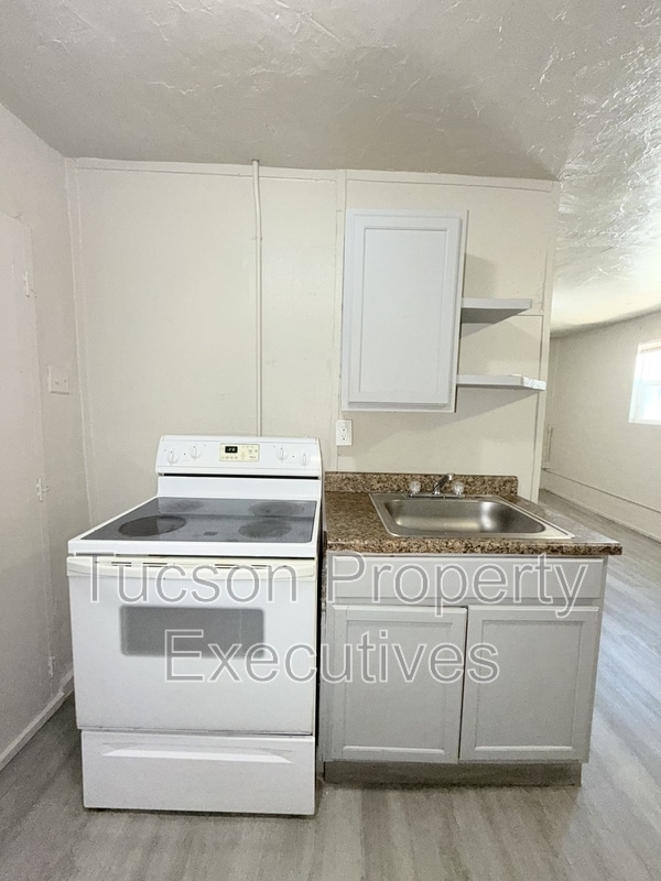Photo - 234 E 32nd St