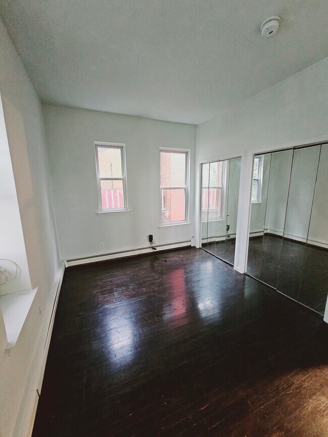 Photo - 183 Union St