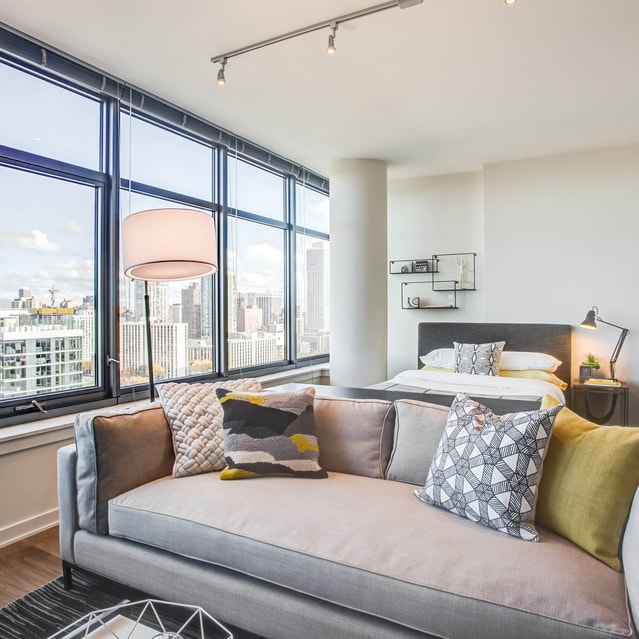 Photo - 339 W Chestnut St