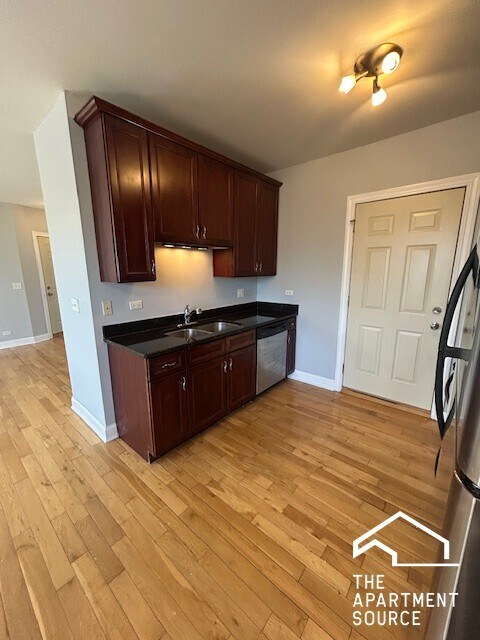 Photo - 2900 N Kolmar Ave Unit 3