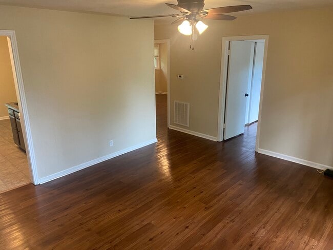 Photo - 1316 Diuguid Dr