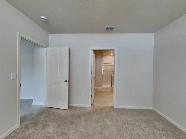 Photo - 565 Haleybury St SW Casa