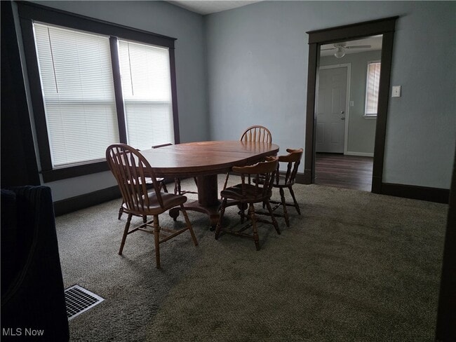 Photo - 823 Beatty Ave