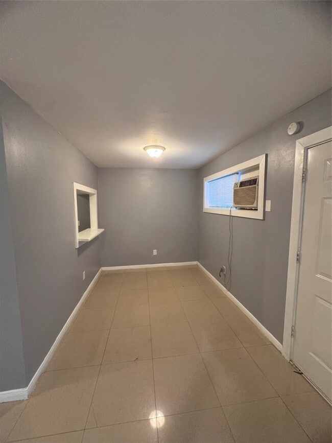 Photo - 4807 Mallow St