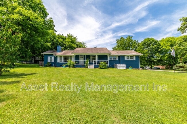 Photo - 201 Farlow Dr