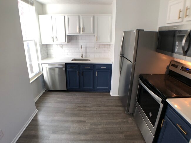 Photo - 881 Oak St Unidad 879