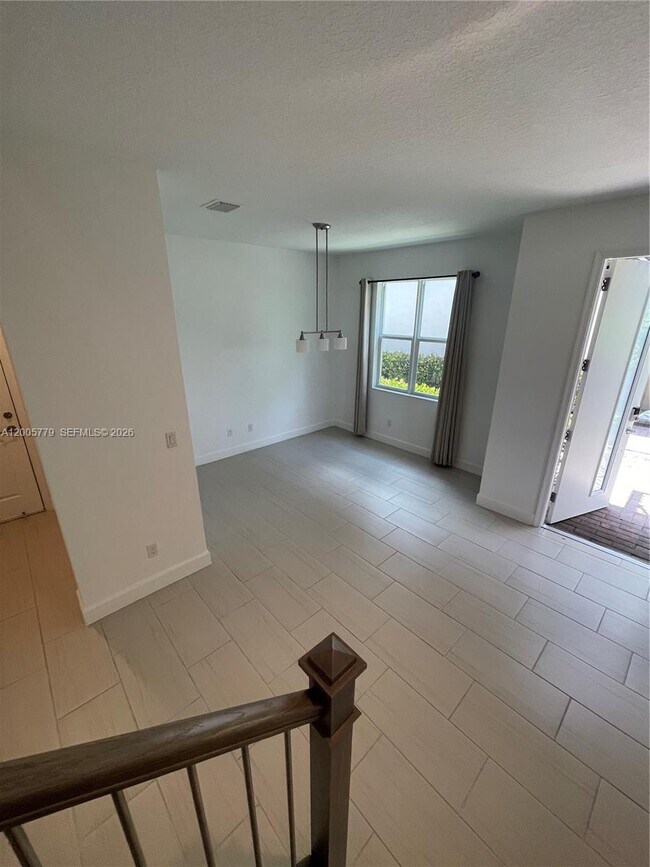 Photo - 9019 Kingsmoor Wy