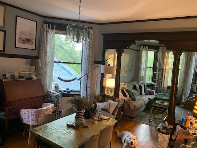 Dining Room/Living Room get great light - 3733 N Greenview Ave Unit 3