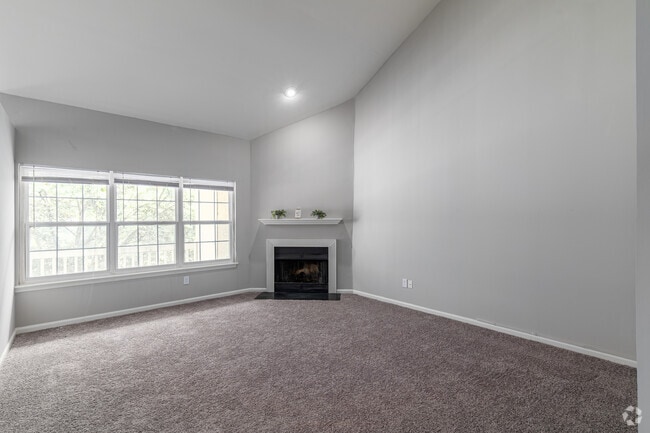 3 BR, 2 BA - 1486SF - Living Room