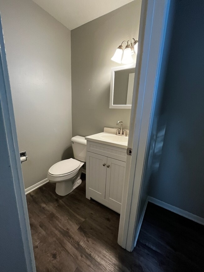 Photo - 6619 Hillside Ln