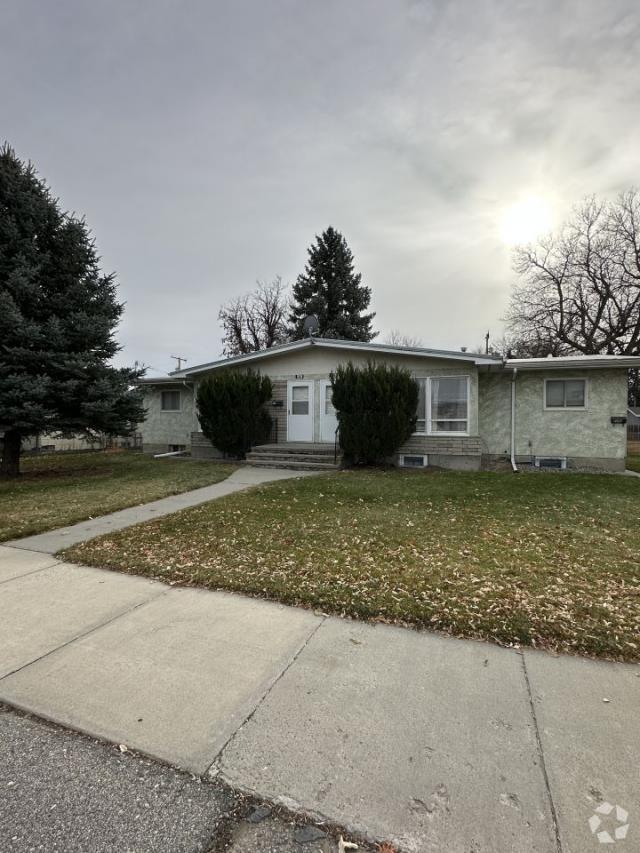 Building Photo - 2 bedroom in Billings MT 59101 Rental