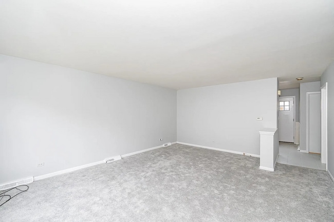 Photo - 9543 Sumac Rd