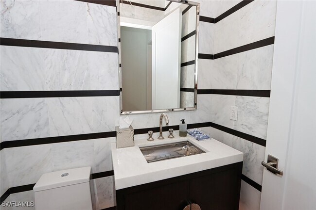 Photo - 675 2nd St S