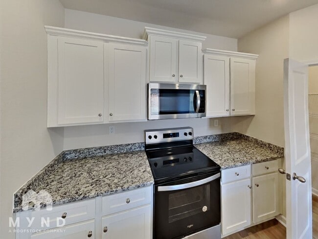 Photo - 104 Lightning Dr