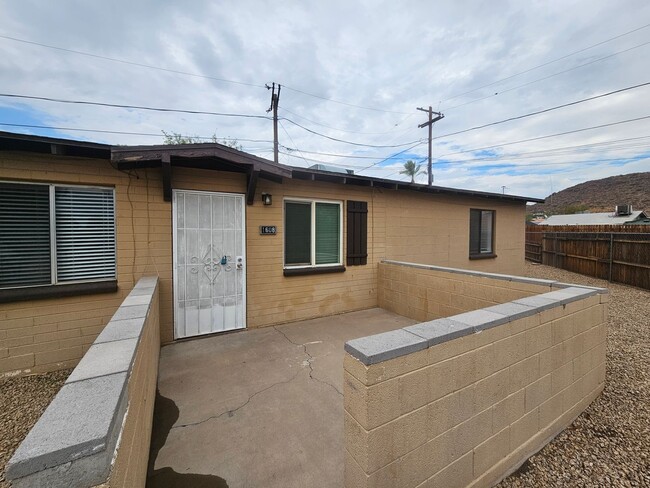 Photo - 1608-1610 W. Becker Lane Unit 1608