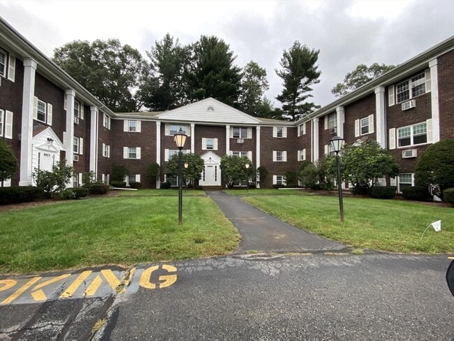 Photo - 3 Drummer Rd Condo Unit B2