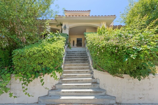 Photo - Elegant 5-Bedroom Estate with Pool in Prime Woodland Hills