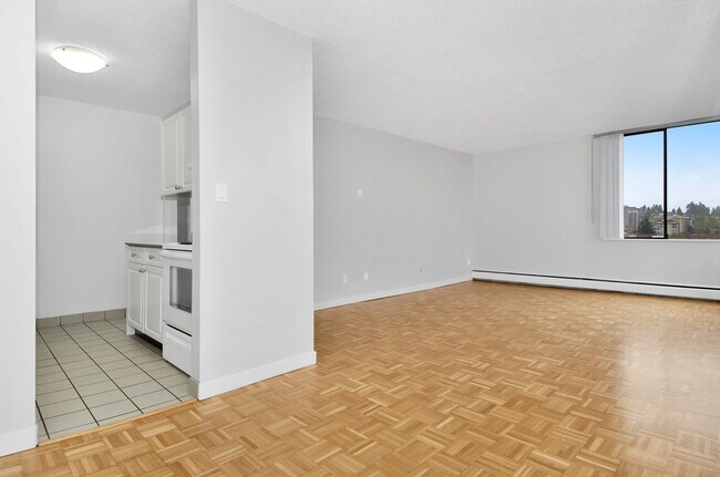 Photo - Hollyburn Plaza Unit 00501